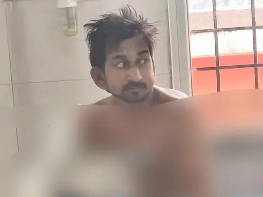 इंदौर में गर्म दाल से झुलसे युवक की मौत, परिजनों ने डॉक्टरों पर गलत इंजेक्शन लगाने का लगाया आरोप