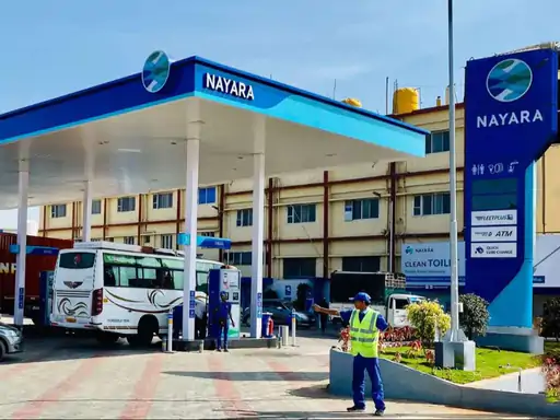 Bhopal में Petrol-Diesel महंगा, Petrol ₹120 और Diesel ₹103 प्रति लीटर पहुंचा