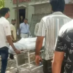 Indore Crime: पोती ने क्रिकेट बैट से दादा पर किया हमला, गलत हरकत के आरोप के बाद उठाया खौफनाक कदम