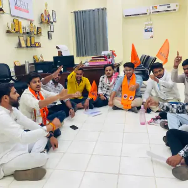 ABVP ने ICFAI विश्वविद्यालय के कुलपति को हटाने की मांग की, जांच रिपोर्ट में गंभीर आरोपों का दावा