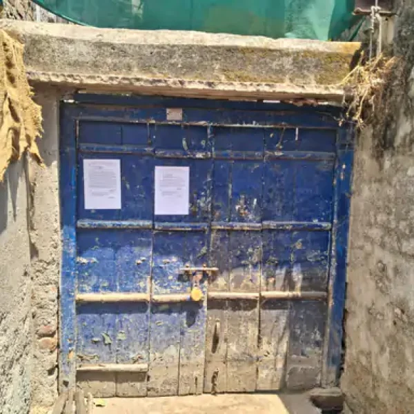 खंडवा में अवैध कारखाने पर बड़ी कार्रवाई, इमलीपुरा में ध्वस्तीकरण शुरू