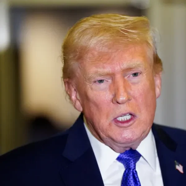 ईरान पर फिर सख्त दिखे Donald Trump, बोले- ‘किसी भी हालत में परमाणु हथियार नहीं रखने देंगे’