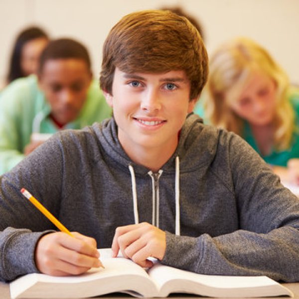 CBSE 10वीं रिजल्ट 2026: जल्द जारी हो सकता है परिणाम, छात्रों का इंतजार खत्म होने वाला