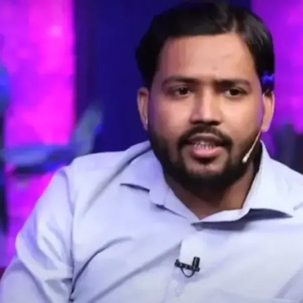 “भीड़ पर फायर करो, जो होगा मैं समझ लूंगा” — Khan sir पर FIR, गार्ड्स पर भी गंभीर आरोप