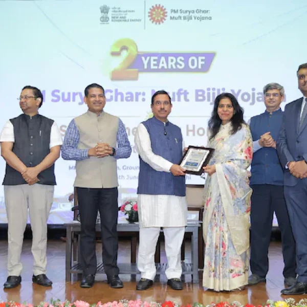 PM Surya Ghar Muft Bijli Yojana: गुजरात का बड़ा कमाल, 5 नेशनल अवॉर्ड जीतकर देश में बनाई पहचान