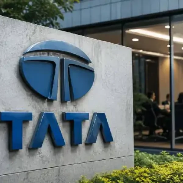 Tata Sons को 3 साल में लाना होगा IPO, RBI ने NBFC से बाहर निकलने की अर्जी ठुकराई