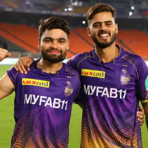 रिंकू सिंह ने बताया क्यों हैं मैनचेस्टर यूनाइटेड के फैन, नीतीश राणा से जुड़ा फुटबॉल कनेक्शन