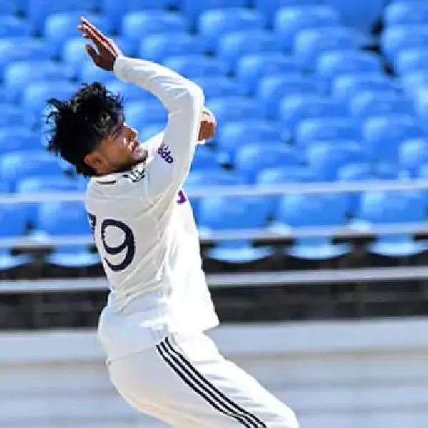 भारत U-19 ने ऑस्ट्रेलिया को 217 रन पर समेटा, ईशान ओम ने झटके 5 विकेट