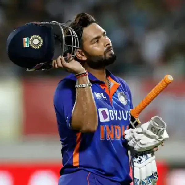 ऋषभ पंत ने ODI टीम से बाहर होने पर कहा- बुरा लगता है, लेकिन हर झटके के बाद वापसी का मौका