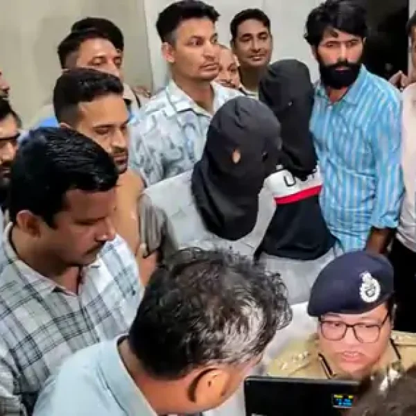 टाइगर श्रॉफ पर फायरिंग के आरोपी 15 घंटे में गिरफ्तार, कोटा रेलवे स्टेशन से पकड़े गए तीनों संदिग्ध