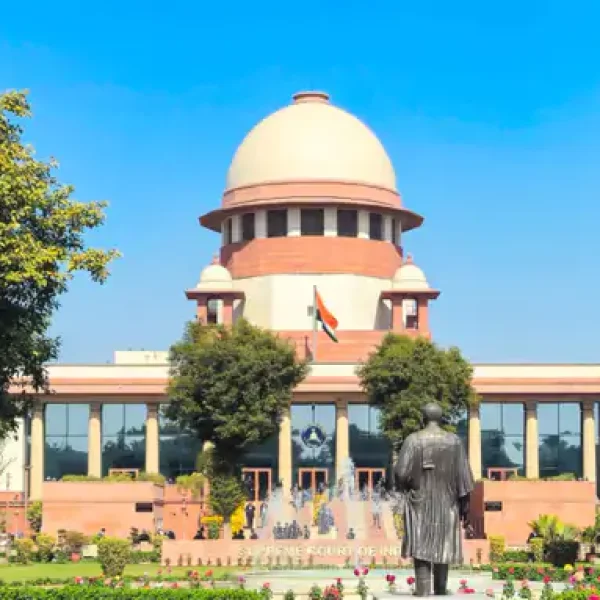 सुप्रीम कोर्ट में रिपोर्ट: 251 लोकसभा सांसदों पर आपराधिक मामले, 4,192 केस लंबित