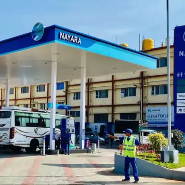 Bhopal में Petrol-Diesel महंगा, Petrol ₹120 और Diesel ₹103 प्रति लीटर पहुंचा
