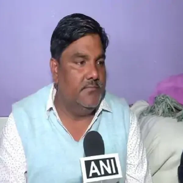 दिल्ली दंगा: IB अधिकारी अंकित शर्मा हत्या मामले में ताहिर हुसैन समेत 5 दोषी करार, 6 आरोपी बरी