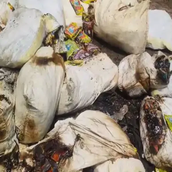 रायपुर में दो जगह आग का कहर: अपार्टमेंट की लिफ्ट और तंबाखू गोदाम में लगी आग, टला बड़ा हादसा