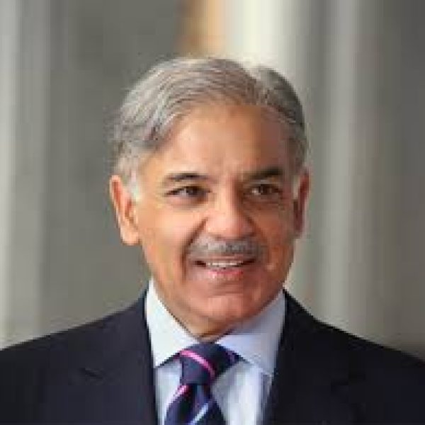 Ceasefire Tension: ‘दुनिया हमें सम्मान से देख रही’ – Shahbaz Sharif का बयान, Ground Reality कुछ और?