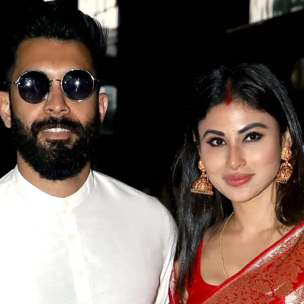 Mouni Roy ने तलाक की अफवाहों पर तोड़ी चुप्पी, बोलीं- ‘प्लीज हमारी प्राइवेसी का सम्मान करें’
