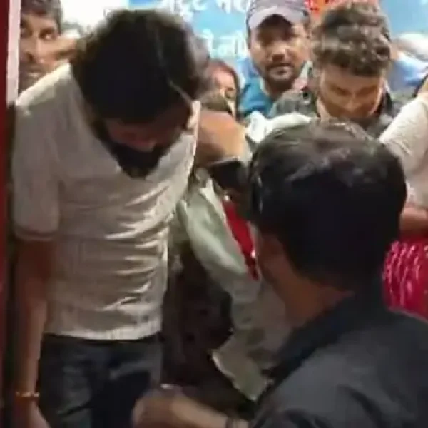 मदनमहल रेलवे स्टेशन की लिफ्ट में फंसे यात्री, 50 मिनट बाद सुरक्षित निकाले गए