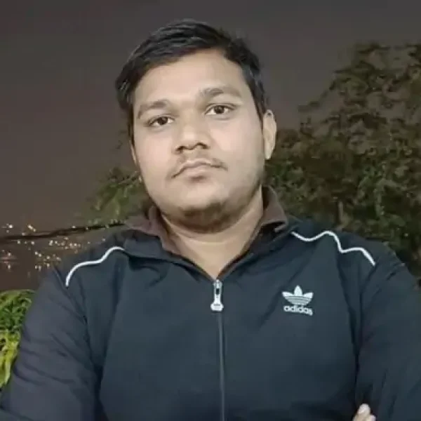 भोपाल में पत्रकार से चाकू की नोक पर लूट: बंधक बनाकर खातों में ट्रांसफर कराए 32 हजार रुपए