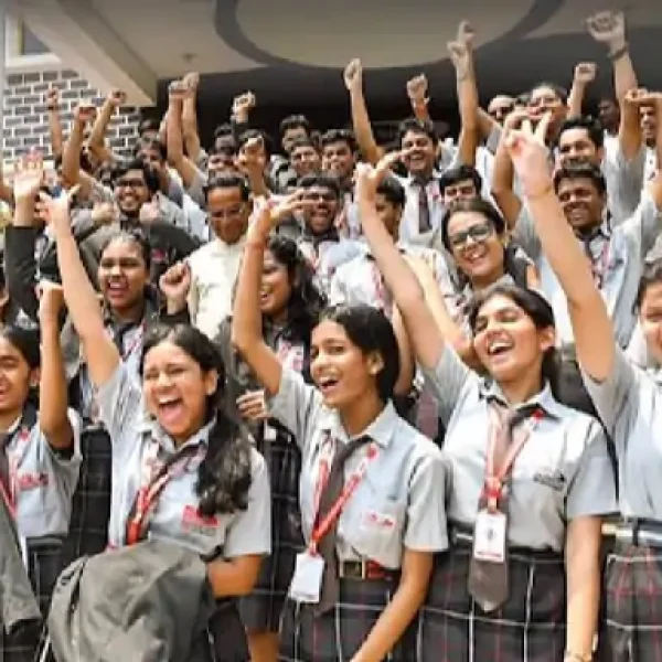 CBSE 12वीं रिजल्ट 2026: नवोदय और केंद्रीय विद्यालय आगे, निजी स्कूल सबसे पीछे