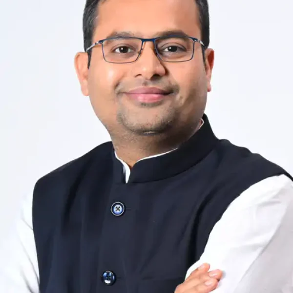 कांग्रेस में नेतृत्व बदलाव की चर्चा के बीच भाजपा का हमला, बोली- 3 साल में टीम तक नहीं बना सके दीपक बैज